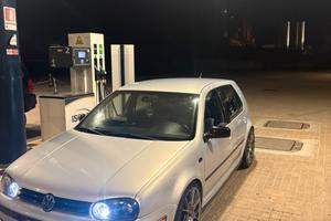 Golf 4 110cv