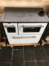 Stufa cucina a legna
