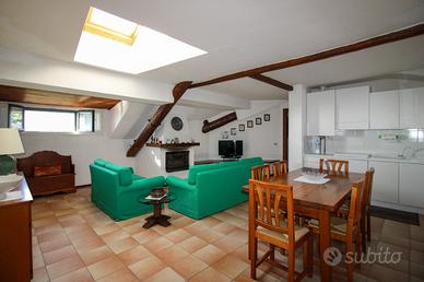 Attico/Mansarda Alta Valle Intelvi