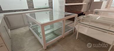 A45 Arredo negozio tavolo vetrina quadrato metallo