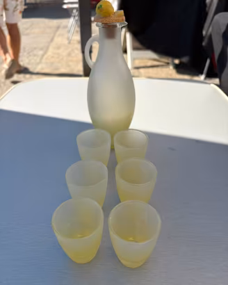 Bottiglia e bicchieri limoncello Linea Ferraro