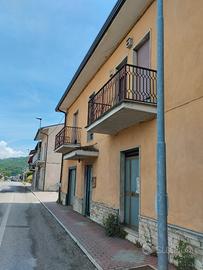 Casa indipendente con ampio terreno