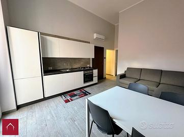 Trilocale ristrutturato + box auto + terrazzo