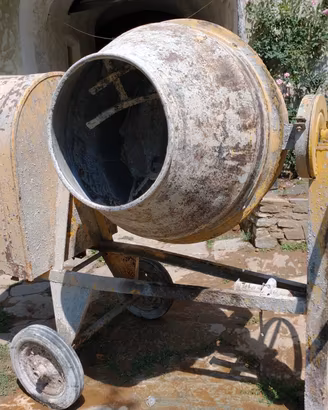 betoniera 220 volt