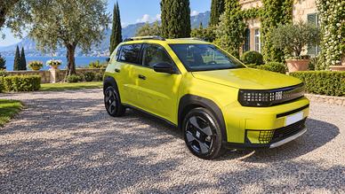 FIAT GRANDE PANDA 1.2 Hybrid 110 CV LA PRIMA