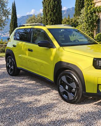 FIAT GRANDE PANDA 1.2 Hybrid 110 CV LA PRIMA