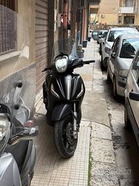 Piaggio Beverly 350 - 2016