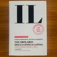 Dizionario di lingua latina