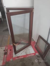 Finestra un' anta legno alluminio  doppia apertura