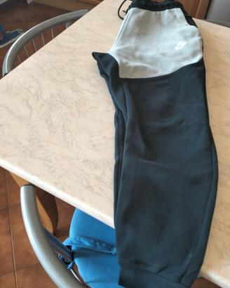 pantalone della tuta Nike