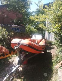 Gommone 4.30m motore 25 2t e carrello per il trasp