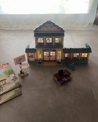 Lego Friends La Scuola di Heartlake city 41005