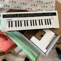 Tastiera elettronica Yamaha Reface Cs 32 Tasti