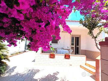 Villetta a 50 m dal mare