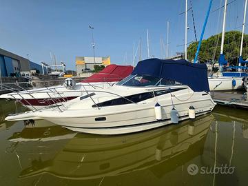 Bayliner 2655 Ciera Sunbridge con 300 ore di moto