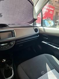 Toyota Yaris 1.0 Lounge – 2013 –