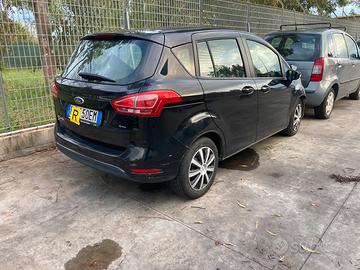 Ford b-max ricambi usati