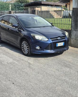 ford focus 1600 benzina  125 cv