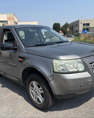 Land Rover Free Lander 2.2 TD4 HSE Gancio Traino