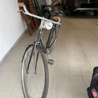 Bici d’epoca con freni a bacchetta