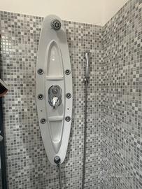 Colonna doccia idromassaggio