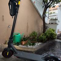 Monopattino Xiaomi Electric Scooter Pro 2