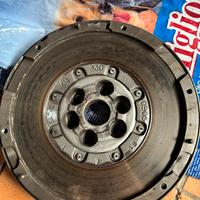 Volano-frizione sachs/pompa gasolio r70 alfa mito