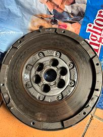 Volano-frizione sachs/pompa gasolio r70 alfa mito