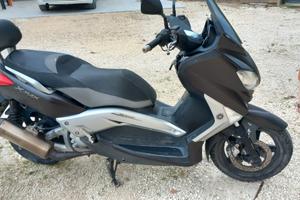 scooter yamaha xmax 250