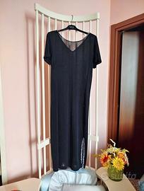 Vestito nero  in crepella con decori in paillettes