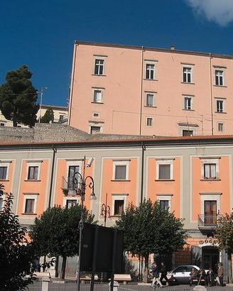 Appartamento in Piazza Gianturco