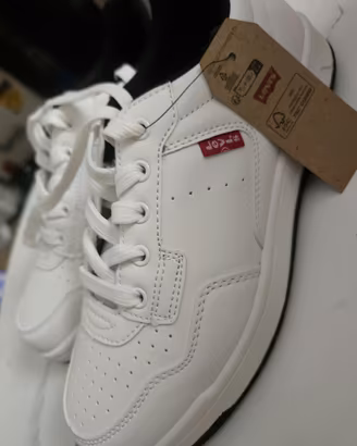 scarpe di ginnastica levi's 37