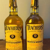 2 Bottiglie di Whiskey  Teacher's Highland Cream
