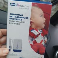 Dispositivo anti abbandono auto