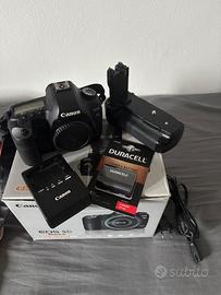 Canon 5D Mark II solo corpo con accessori