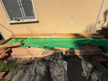 Perlina pino verniciato