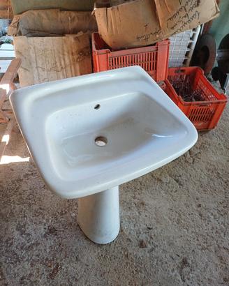 Lavandino e colonna in ceramica Ideal Standard 
