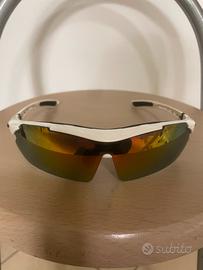 Occhiali da sole polarizzati sportivi