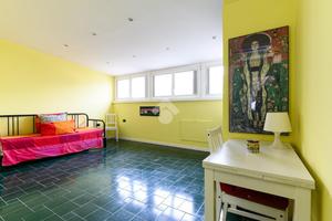 MONOLOCALE A ROMA