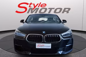 BMW X2 sDrive18d Business-X