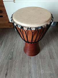 Djembe in vera pelle e legno