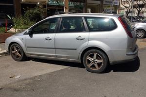 Ford Focus Station Wagon 1.6 TDCi (90CV) Titanium