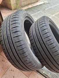 4 cerchioni r15 piu 3 gomme pari al nuovo