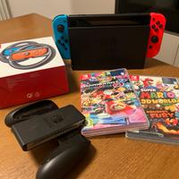 Nintendo Switch + due giochi E accessori