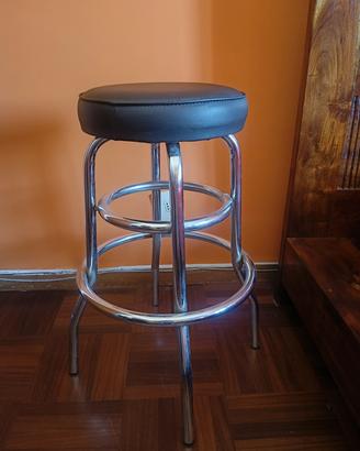 sgabello design acciaio e pelle