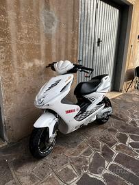 Yamaha Aerox 50