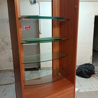 esposizione scaffale vetro e legno