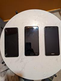 Lotto smartphone Asus + Huawei funzionanti/ricambi