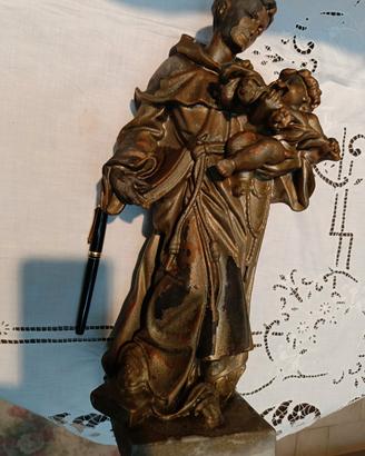 Statua San Antonio 