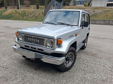 TOYOTA LAND CRUISER BJ71 anno 1987